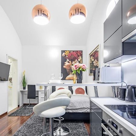 Melody Meadow Apartment Budapeşte Dış mekan fotoğraf